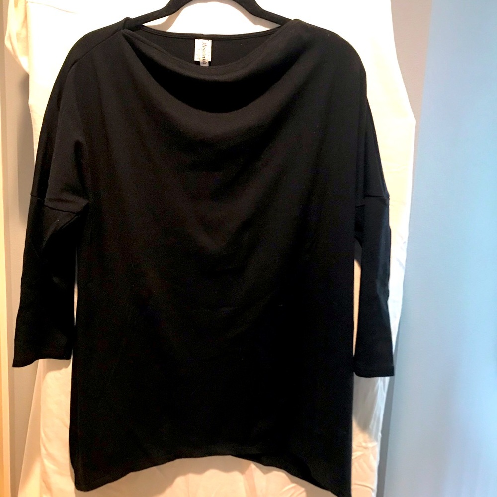 Magellan’s Travel Gear Tunic Top